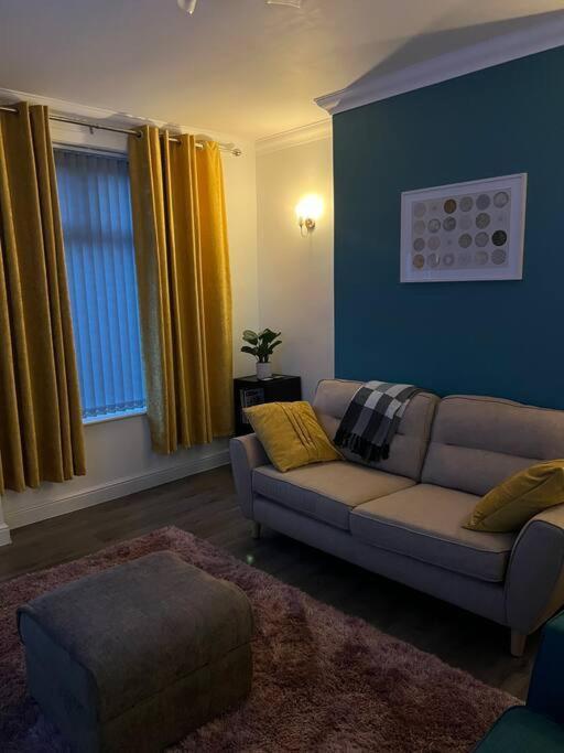 Apartment Comfortably Furnished 2 Bedroom In *