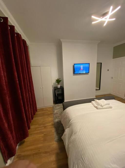Comfortably Furnished 2 Bedroom In *